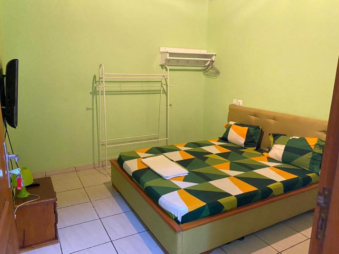 Cave Royale - Chambres-Studios-Apparts Meubles - Logpom Hopithal Des Soeurs Apres Camara Laye 杜阿拉 外观 照片